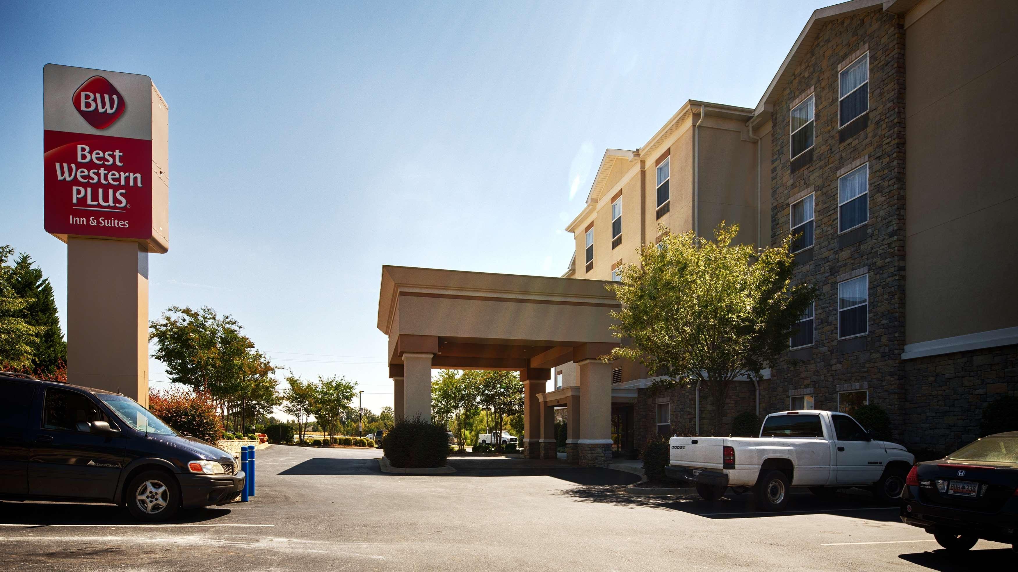 Best Western Plus Greenville South Piedmont Екстериор снимка