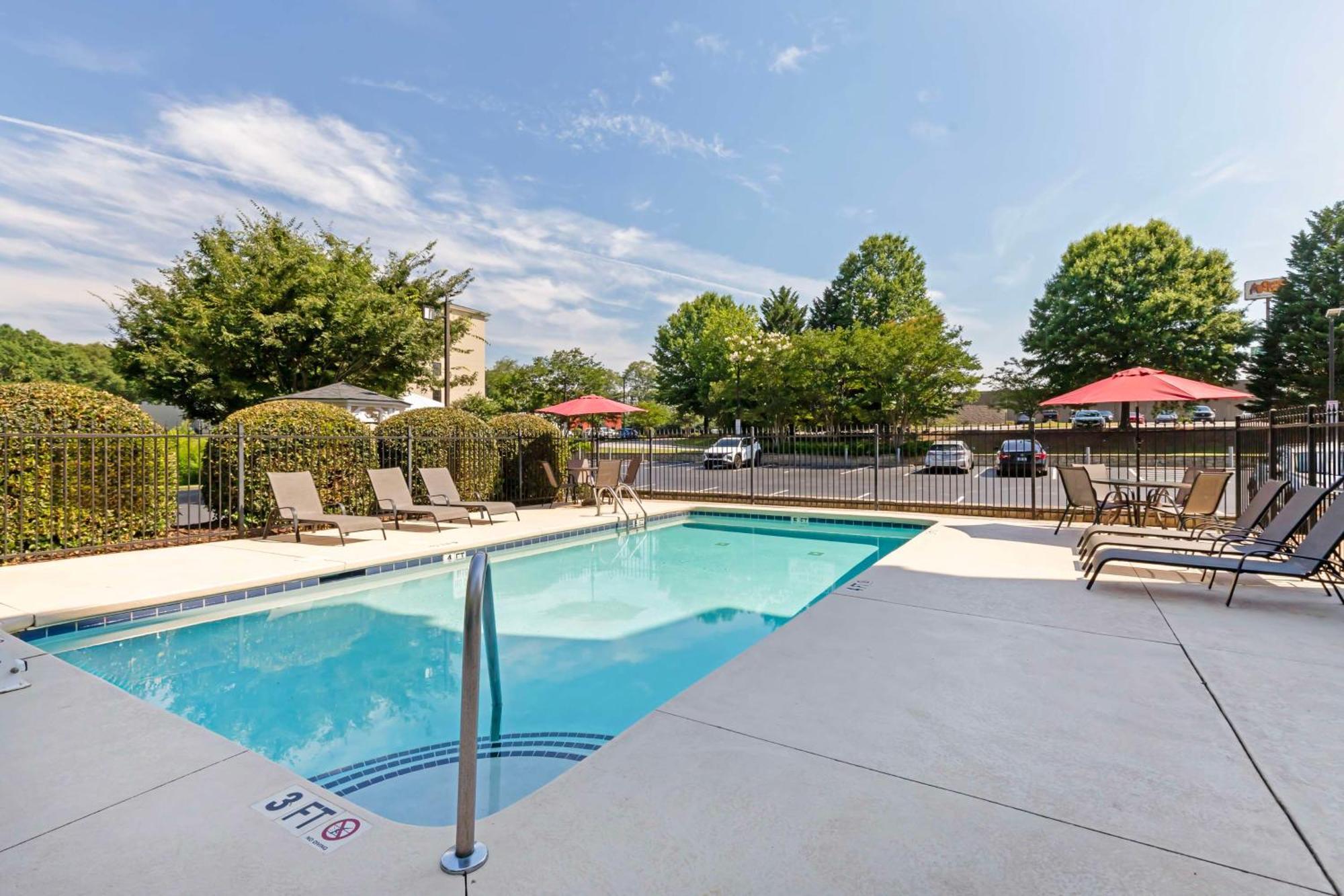 Best Western Plus Greenville South Piedmont Екстериор снимка