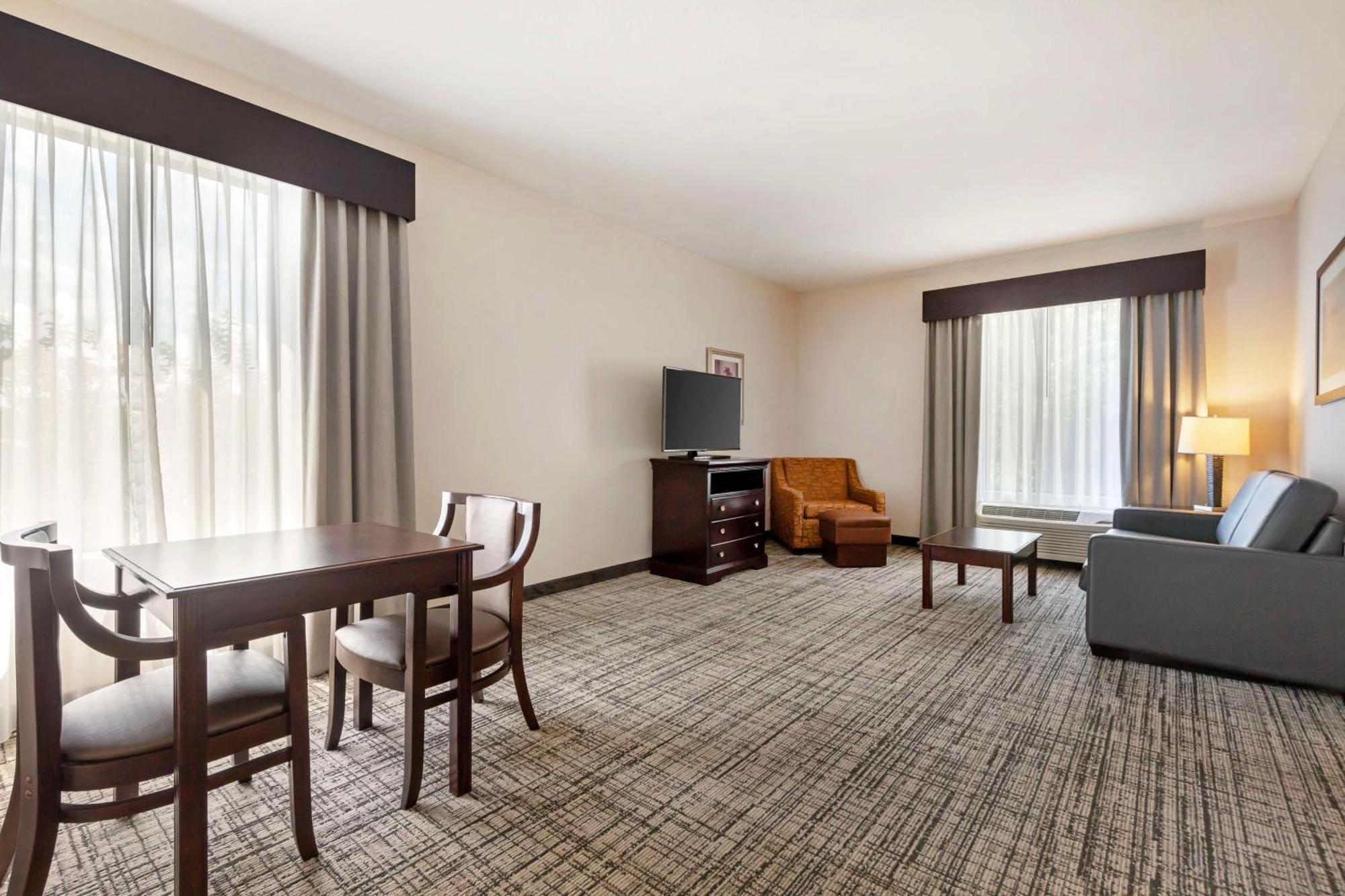 Best Western Plus Greenville South Piedmont Екстериор снимка