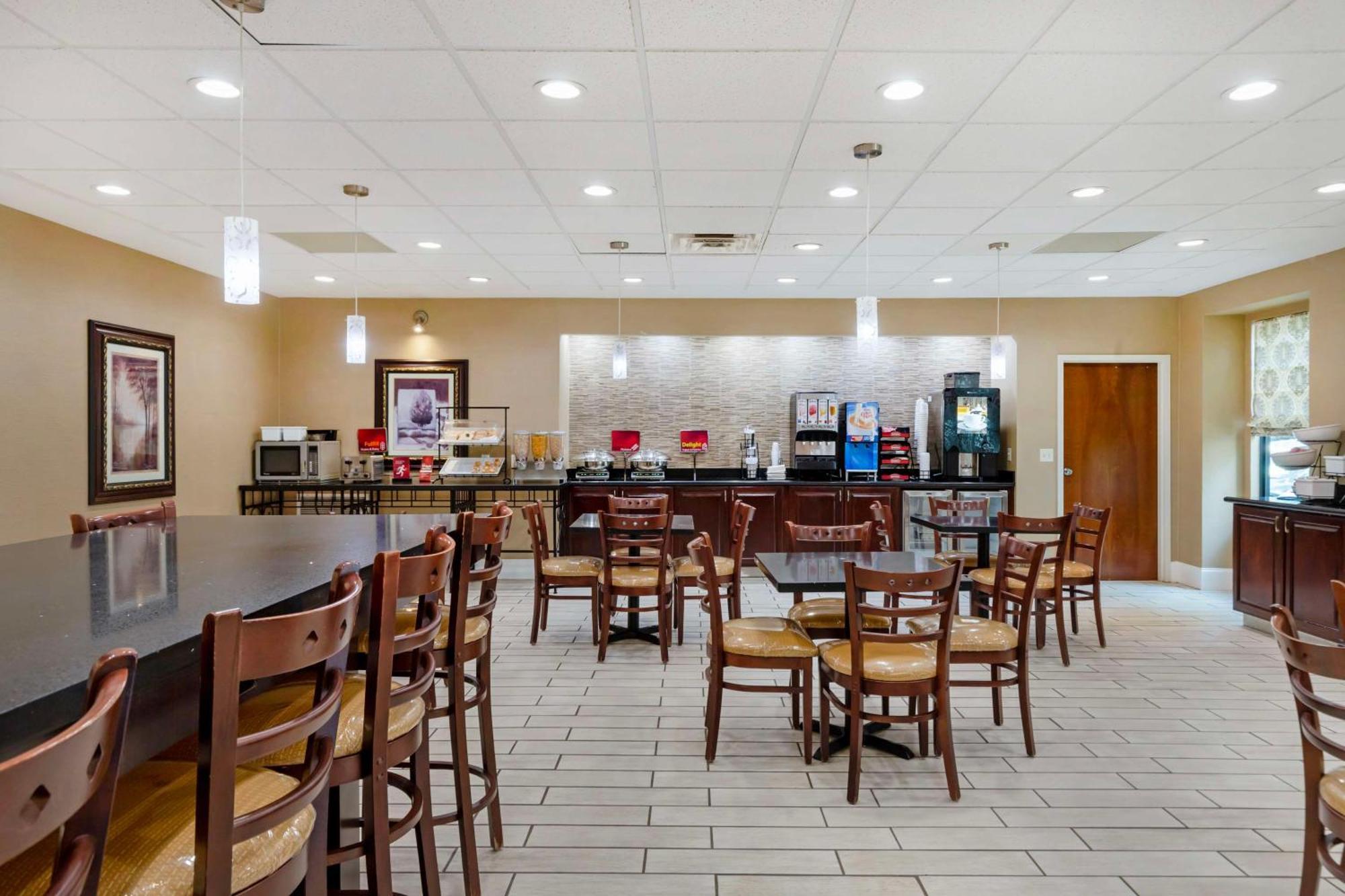 Best Western Plus Greenville South Piedmont Екстериор снимка